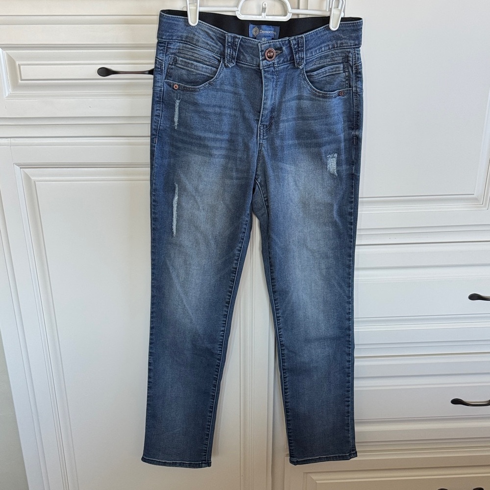 Democracy Distressed Straight Leg Jeans